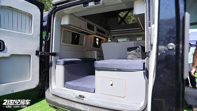 通勤露营全OK驿舟先锋官V升顶宿营车不朽情缘电子游戏1798万元三张床(图4) 通勤露营全OK驿舟先锋官V升顶宿营车不朽情缘电子游戏1798万元三张床(图4)