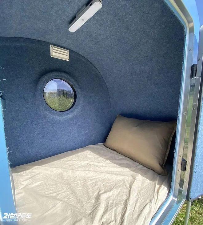 式浪漫！Nirvana Van自行车移动小窝不朽情缘网站29万元起54kg水滴房车的法(图3)